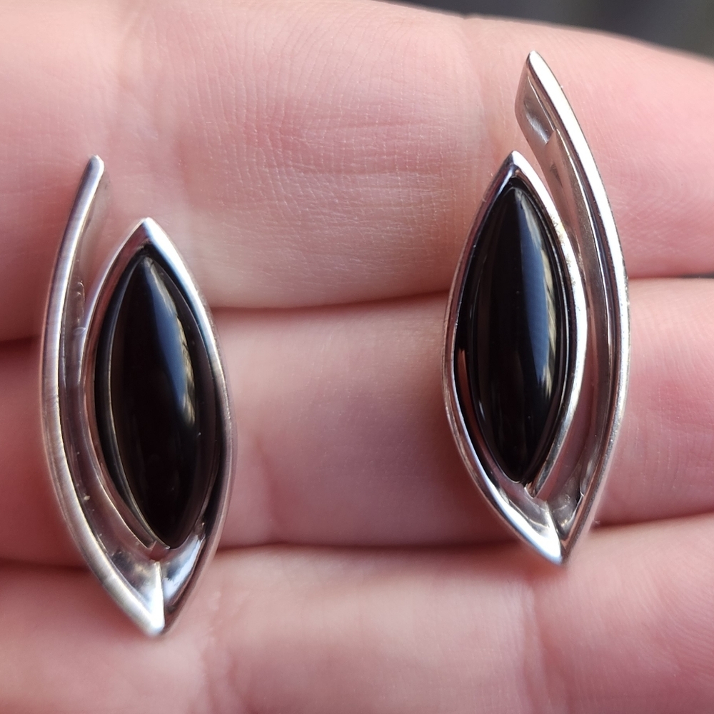 Handmade Sterling Silver 925 Onyx Marquise Shape Post Back Stud Earrings